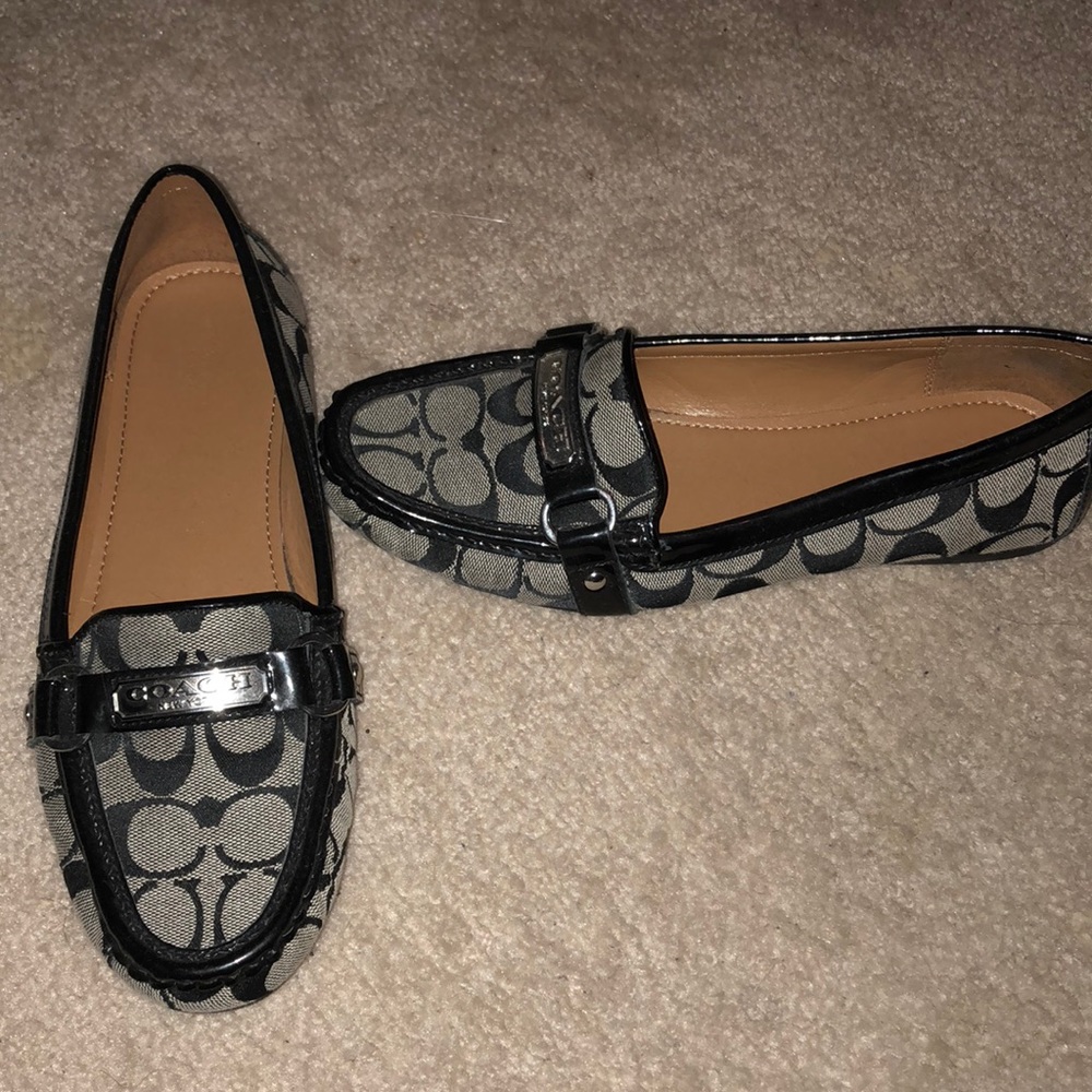 Coach flats